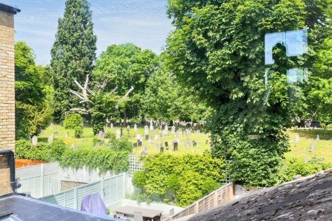 47b Mallinson Road, Battersea, London SW11 1BW 10