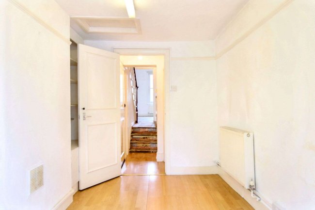 47b Mallinson Road, Battersea, London SW11 1BW 10