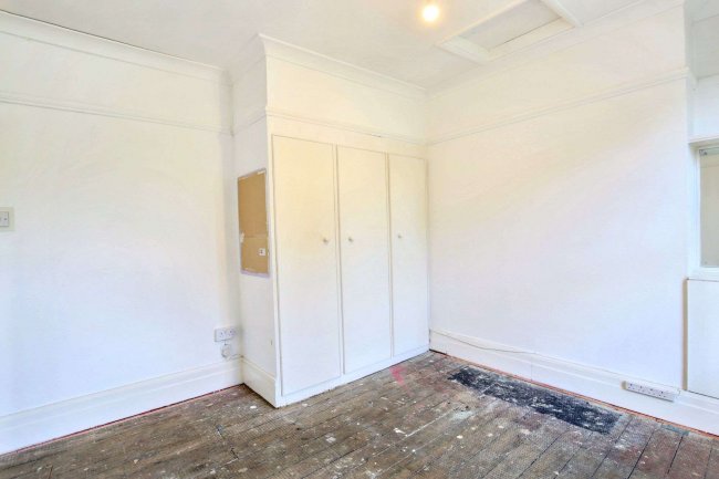 47b Mallinson Road, Battersea, London SW11 1BW 10