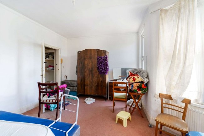 297 Long Lane, Finchley, London, N2 8JW 4