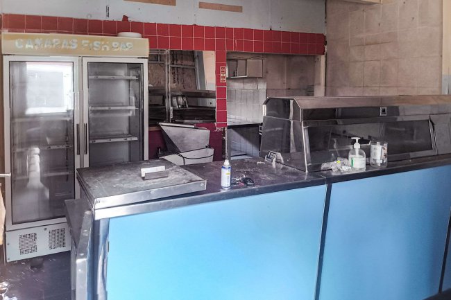 99 High Street, Andover, Hampshire, SP10 1ND 35