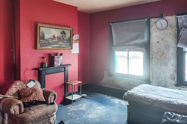 99 High Street, Andover, Hampshire, SP10 1ND 35