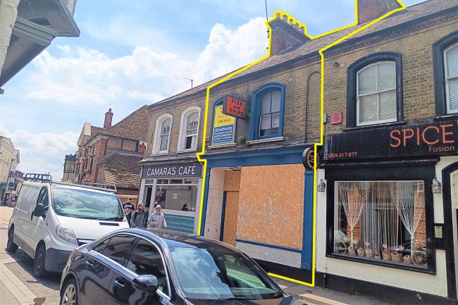 99 High Street, Andover, Hampshire, SP10 1ND 35