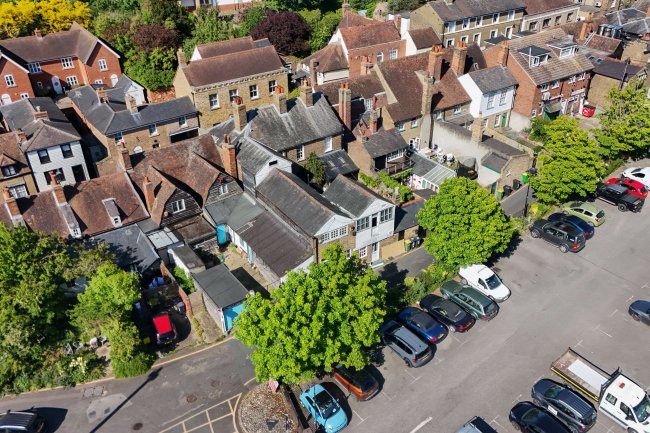 47-49 Back Lane, Rochford, SS4 1BE 10