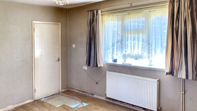 2 Eynsford Crescent, Bexley, DA5 3JD 3