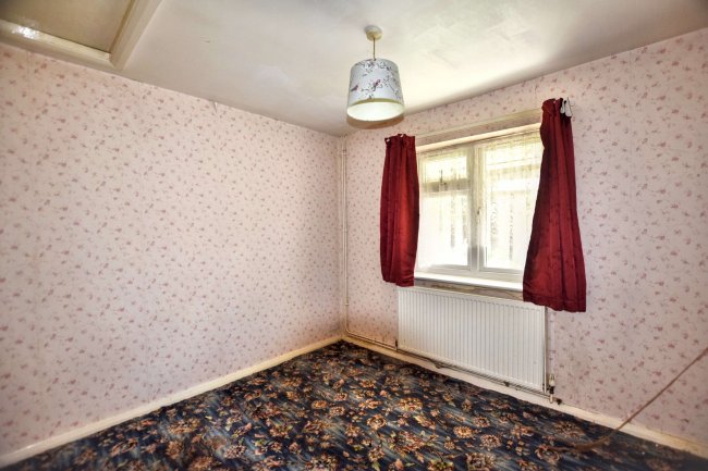 5 Ellenborough Road, Sidcup, Kent, DA14 5JY 1