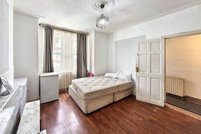 8 Foyle Road, Tottenham, London, N17 0NL 5