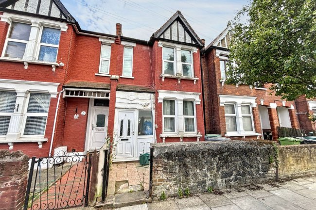 8 Foyle Road, Tottenham, London, N17 0NL 5