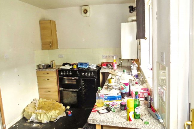 1 Howgill Avenue, Lancaster, Lancashire, LA1 2HF 7