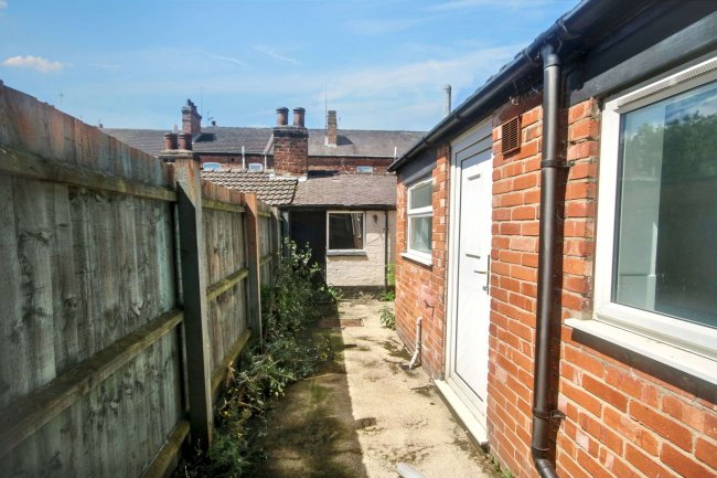 4 Percy Street, Lincoln, Lincolnshire, LN2 5ET 6