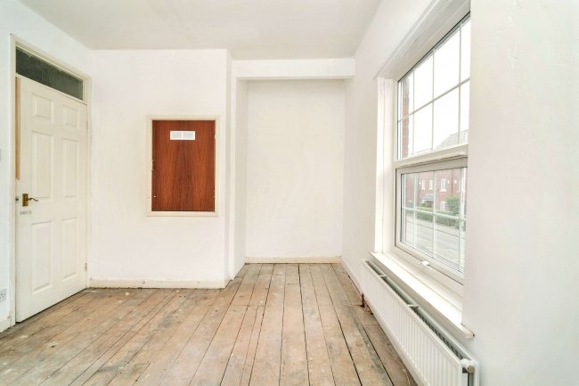 160 Market Street, Radcliffe, Manchester, M26 1FY 5