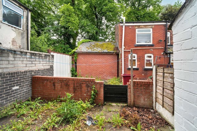 160 Market Street, Radcliffe, Manchester, M26 1FY 5