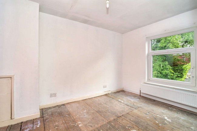 160 Market Street, Radcliffe, Manchester, M26 1FY 5