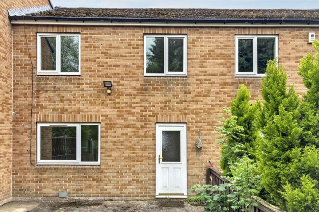 47 Shelley Grove, Bradford, West Yorkshire, BD8 0JZ 7