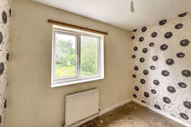 47 Shelley Grove, Bradford, West Yorkshire, BD8 0JZ 7