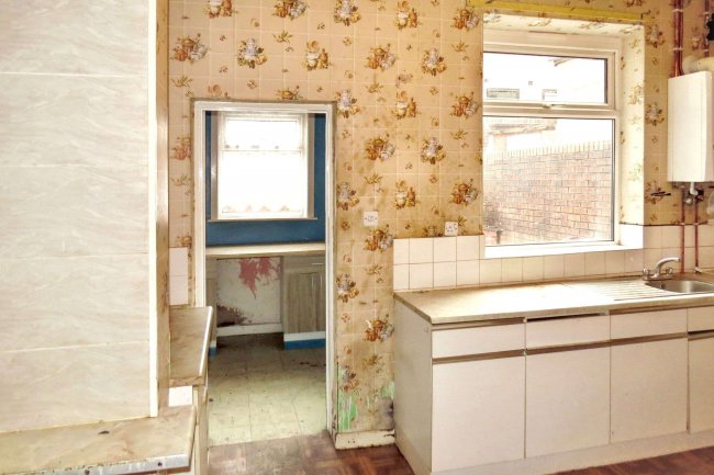 47 Whitehead Street, Blackburn, Lancashire BB2 1HP 8