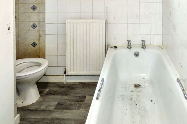 47 Whitehead Street, Blackburn, Lancashire BB2 1HP 8