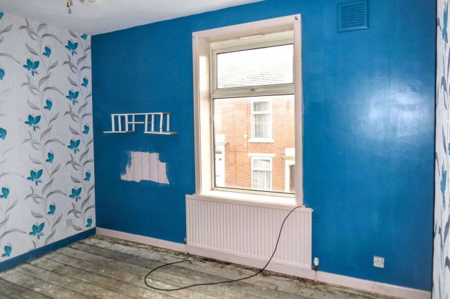 47 Whitehead Street, Blackburn, Lancashire BB2 1HP 8