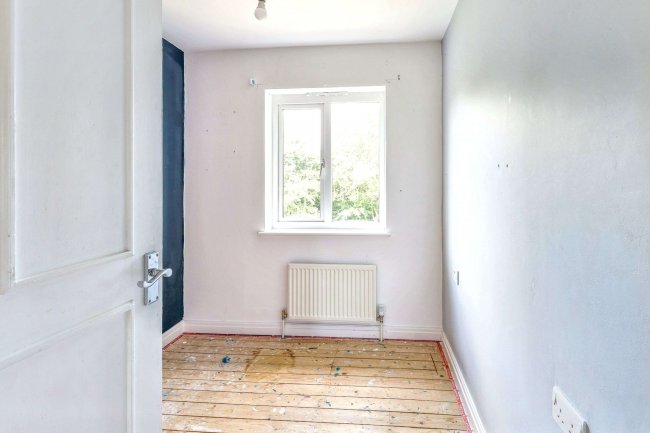 3 Norwich Close, Clacton On Sea, Essex, CO16 8WA 5