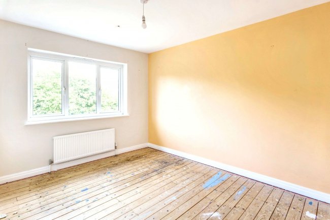 3 Norwich Close, Clacton On Sea, Essex, CO16 8WA 5