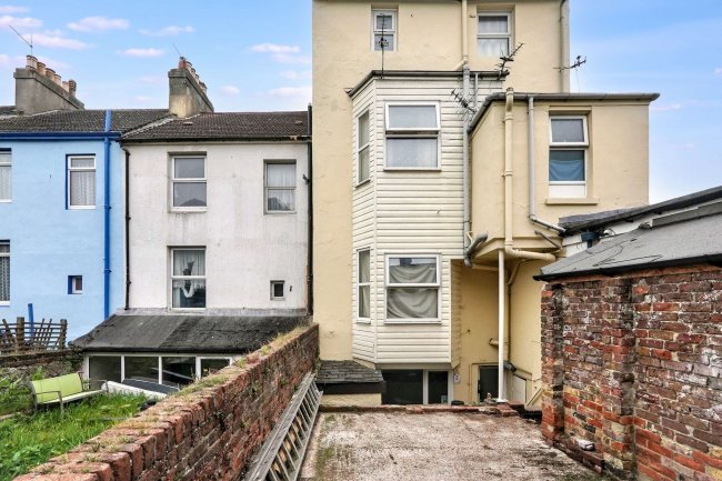 1 St Michael's Street, Folkestone, Kent, CT20 1LL 7