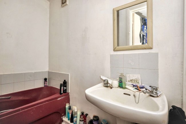 1 St Michael's Street, Folkestone, Kent, CT20 1LL 7