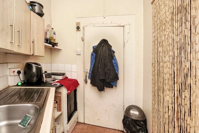 1 St Michael's Street, Folkestone, Kent, CT20 1LL 7