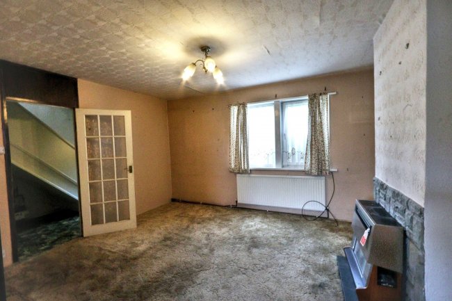 43 Wythburn Road, Chesterfield, Derbyshire, S41 8DP 7