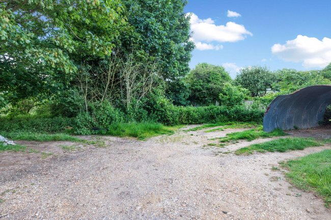 Land at Law Hall Lane, Bendish, Hitchin, SG4 8JG 9