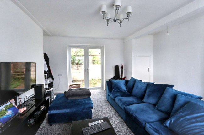 64 Sycamore Street, Church Warsop, Mansfield NG20 0TN 3