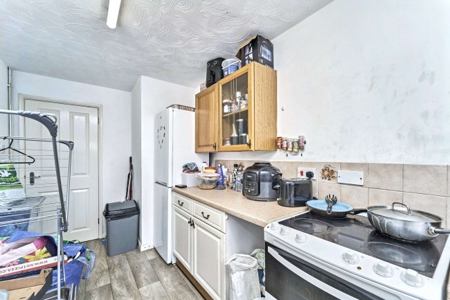 2 Whitehall Court, Wall Well Lane, Halesowen, Dudley, West Midlands B63 4RY 5