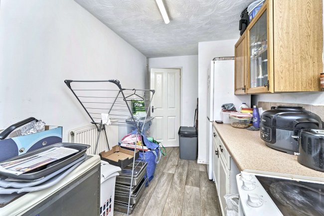 2 Whitehall Court, Wall Well Lane, Halesowen, Dudley, West Midlands B63 4RY 5