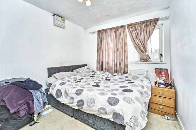 2 Whitehall Court, Wall Well Lane, Halesowen, Dudley, West Midlands B63 4RY 5