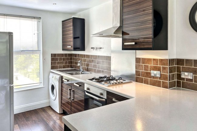 Flat 3, 57 Footscray Road, Eltham, London, SE9 2ST 4