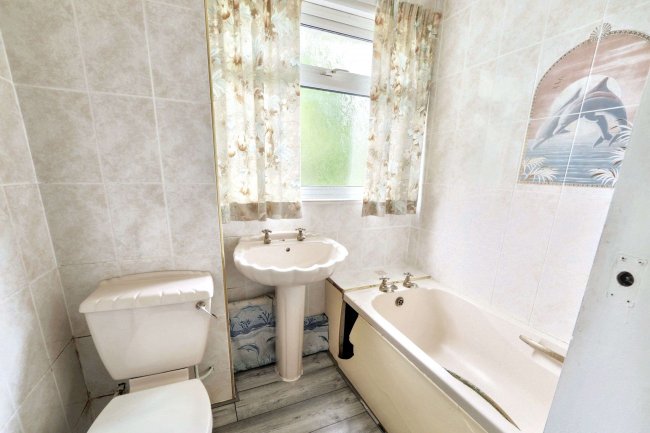 86 Wilford Crescent West, The Meadows, Nottingham, Nottinghamshire, NG2 2FS 2