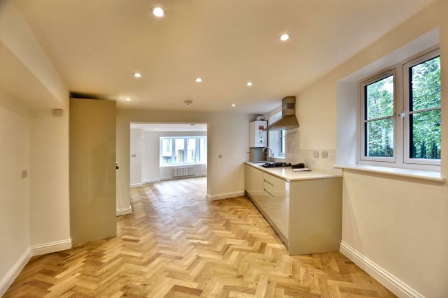 124A Crofton Road, Camberwell, London, SE5 8NA 10