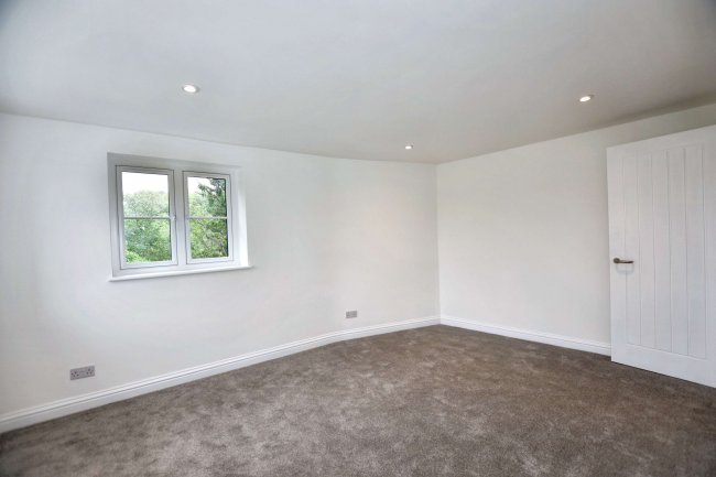 124A Crofton Road, Camberwell, London, SE5 8NA 10