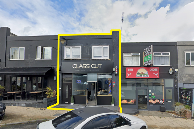 77 Queens Road, Buckhurst Hill, Essex, IG9 5BW 7