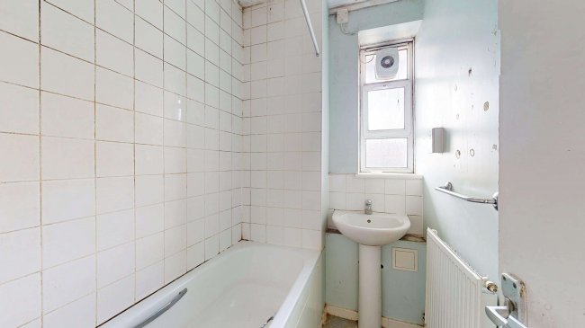 Flat 18, Denbury House, Talwin Street, London, E3 3JB 7