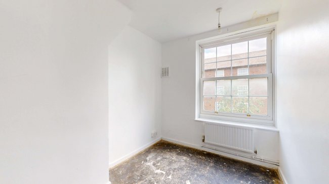 11 Baker House, Bromley High Street, London, E3 3BN 10