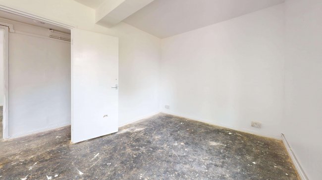 11 Baker House, Bromley High Street, London, E3 3BN 10