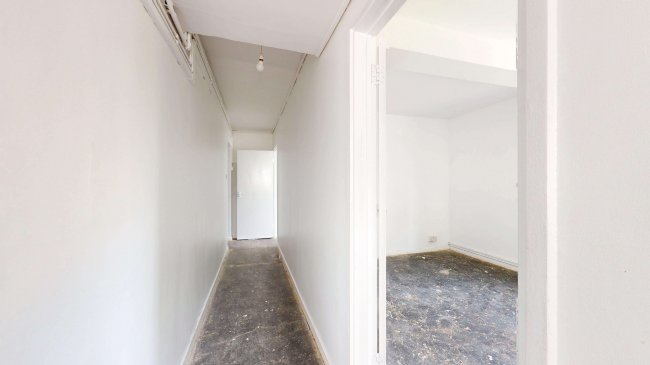 11 Baker House, Bromley High Street, London, E3 3BN 10