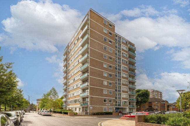 Flat 16 Essex House, Giraud Street, London, E14 6LD 6