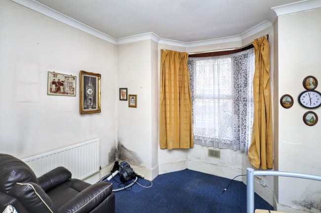 16A Green Street, Forest Gate, London E7 8BZ 6