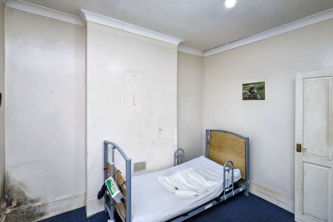 16A Green Street, Forest Gate, London E7 8BZ 6