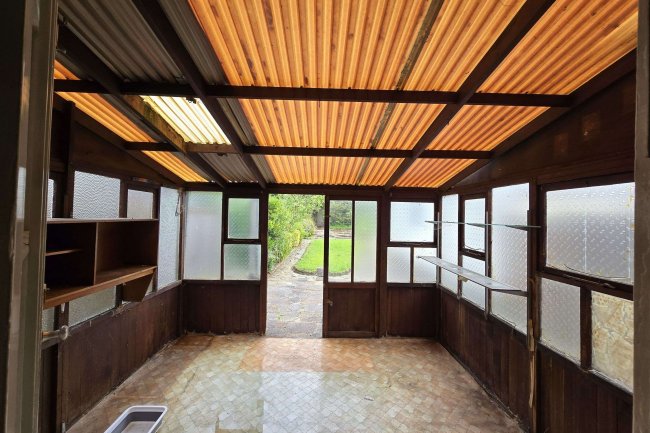 396 Watford Way, Hendon, London, NW4 4XE 6