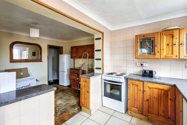 6 Welland Court, Burton Latimer, Kettering, Northamptonshire, NN15 5ST 8