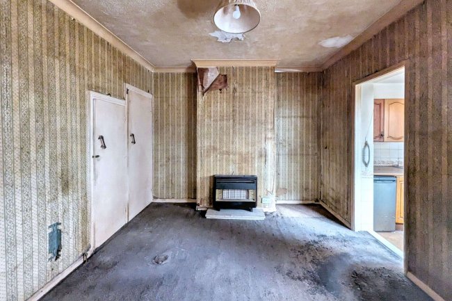 7 Frant Road, Thornton Heath, CR7 7JY 3