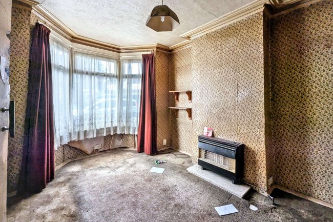 7 Frant Road, Thornton Heath, CR7 7JY 3