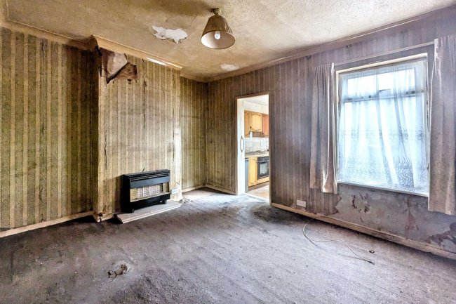 7 Frant Road, Thornton Heath, CR7 7JY 3